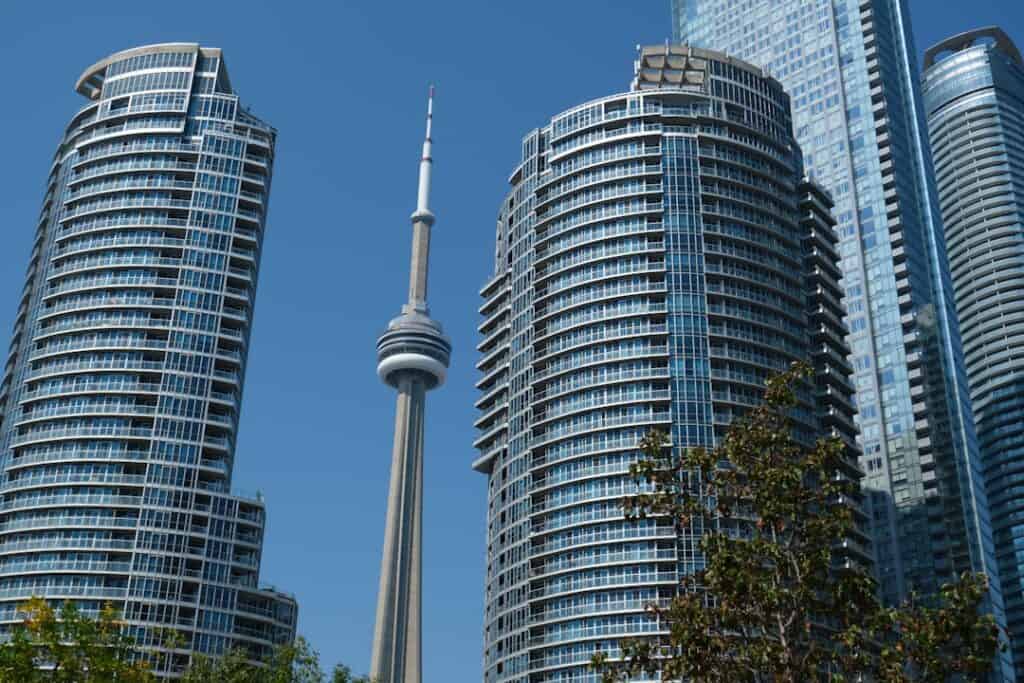 Photo exterior renovation Toronto